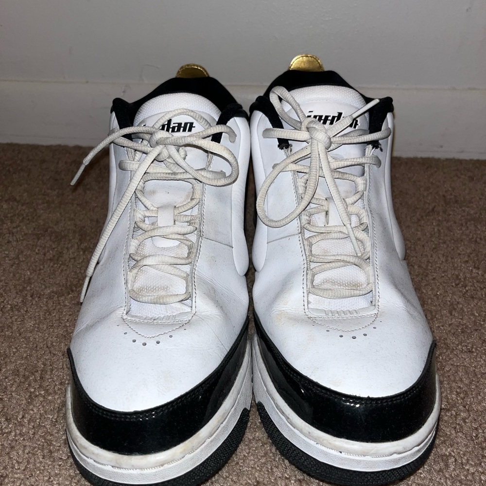 Jordans (not sure what model, was a gift)